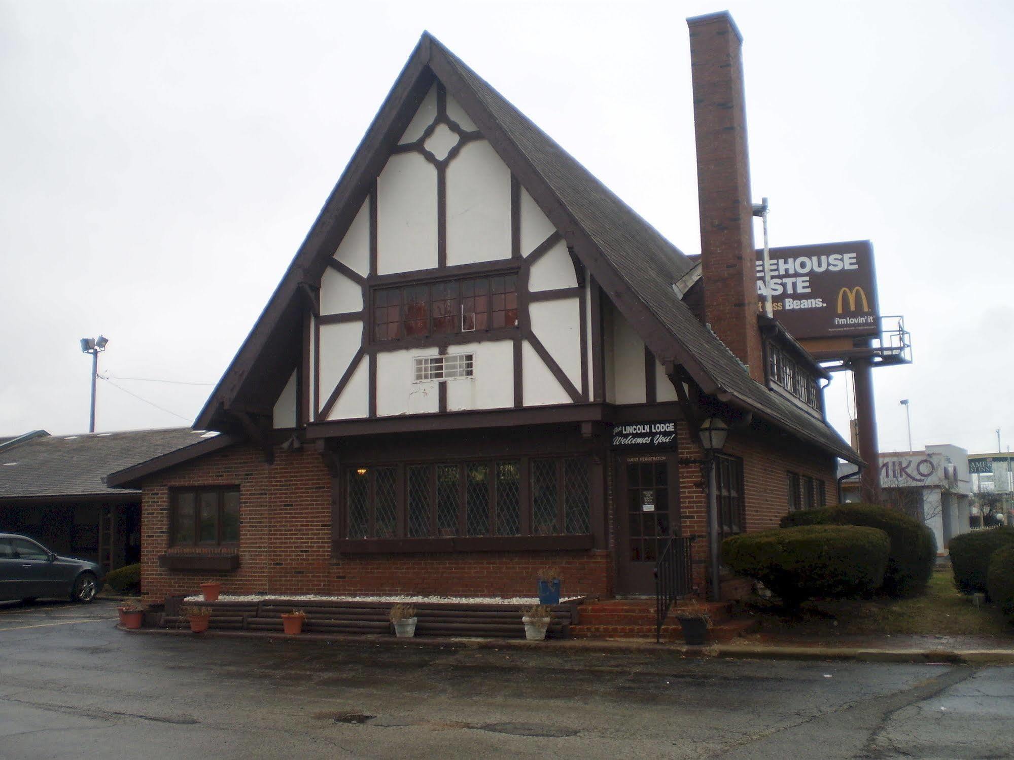 The Lincoln Lodge Urbana Champaign Eksteriør bilde