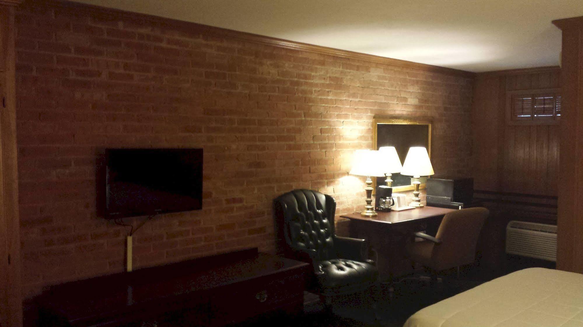 The Lincoln Lodge Urbana Champaign Eksteriør bilde